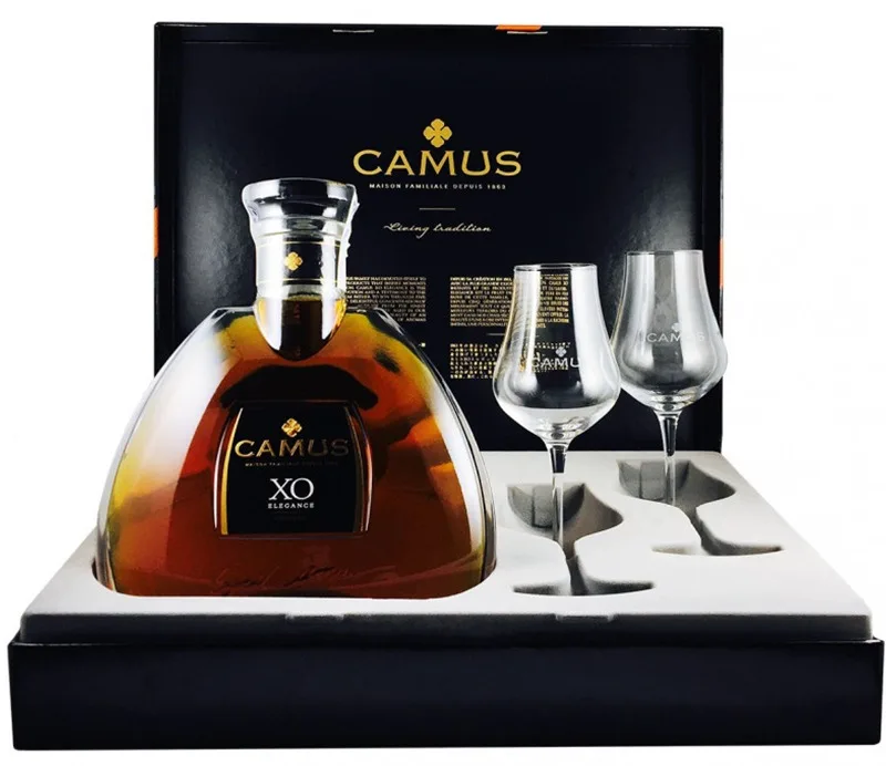 Коньяк Camus XO Elegance, gift box with 2 glasses, 0.7 л купить в