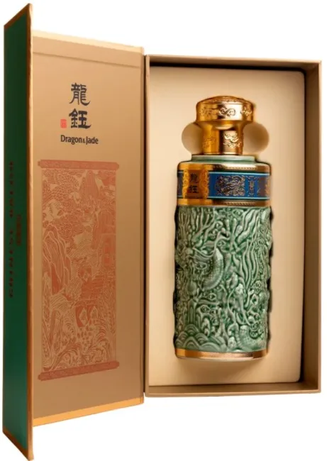 Водка Dragon & Jade Chinese Baijiu gift box 0.5 л купить в Москве